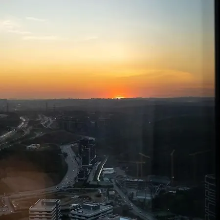 Highest Luxury Tower Skyland Studio Skyline View Apartment *