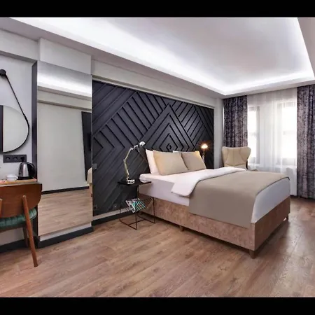 In - Luxury * Istanbul
