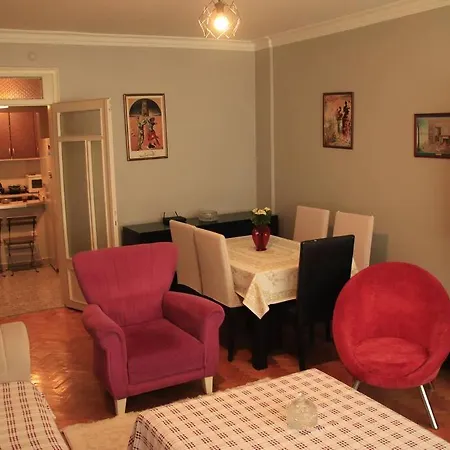 Perfect Location In Nisantasi Apartment