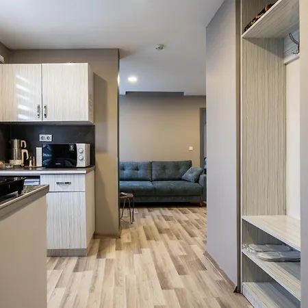 Element Aparthotel 2*