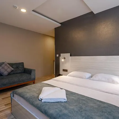 Aparthotel Element 2*