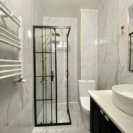 Refreshing And Central Studio Flat In Kabatas * Istanbul