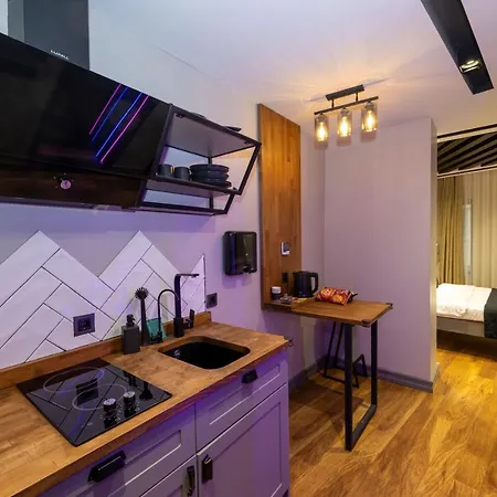 Roe - Taksim Hotel