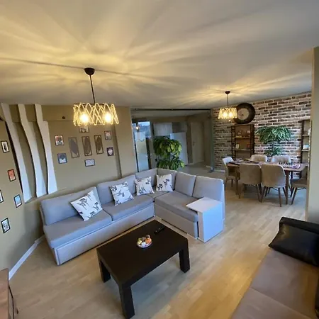 Cozy And New At The Heart Of Kadikoy #1 Homestay *