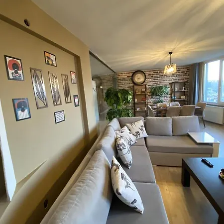 Homestay Cozy And New At The Heart Of Kadikoy #1 *