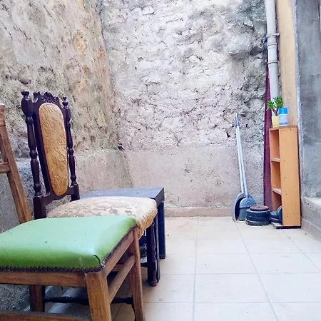 Homestay #02 Private Bedroom In A Shared Near Galata Tower Istanbul