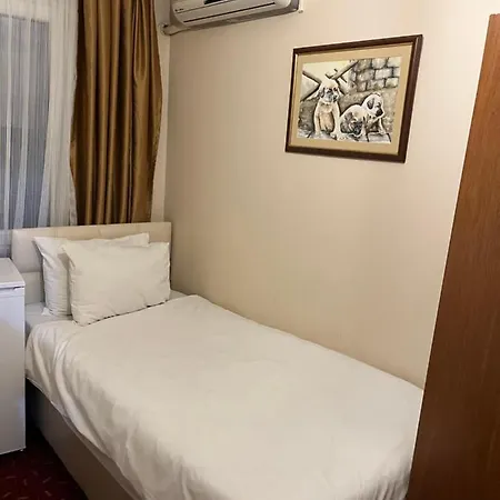 باريس