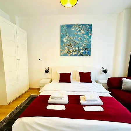 Aram Galata Suites *