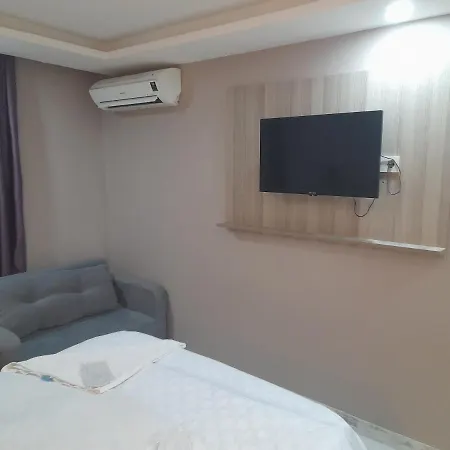 Moon Sirinevler Hotel 2*