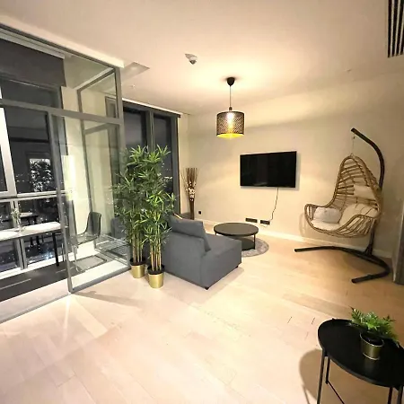 Skyland - 54th Floor Big Luxury Loft Apartment *