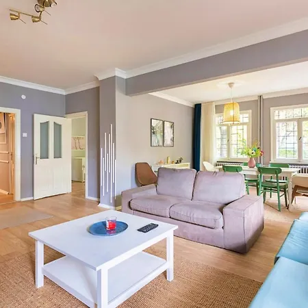 Outstanding Flat With Stylish Interior And Excellent Location Close To Shopping Malls In Sisli Istanbul