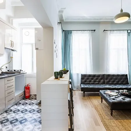 Stylish Flat 5 Min To Taksim Square In Beyoglu * Istanbul