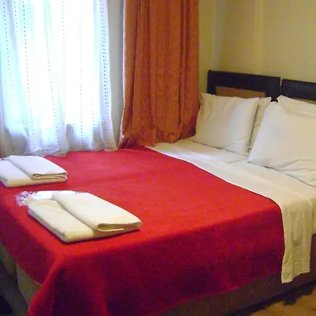 Hotel Ay 3*