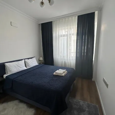 Center Of In Besiktas 2 1 With 2 Bathroom And 3 Air Conditioner Apartment *