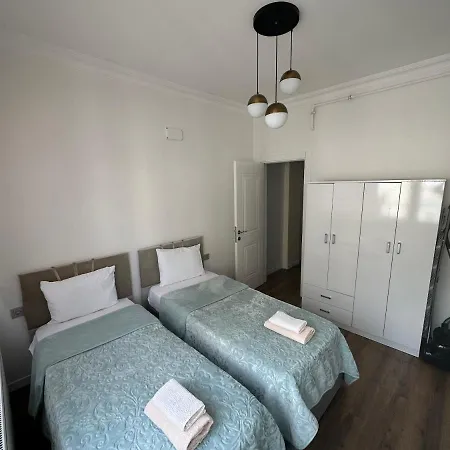 Apartment Center Of In Besiktas 2 1 With 2 Bathroom And 3 Air Conditioner Istanbul