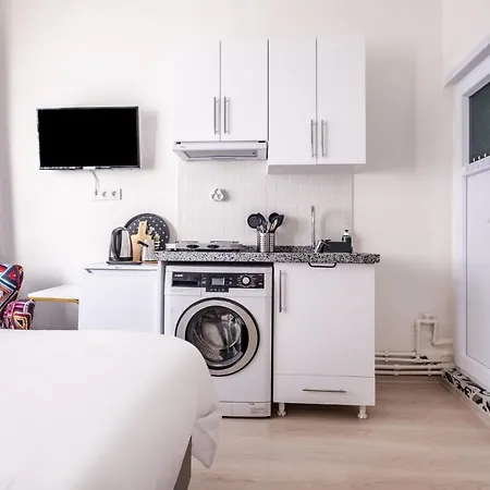 Apartment Modern Studio Flat With Central Location In Sisli *