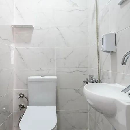 Modern Studio Flat With Central Location In Sisli