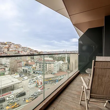 Modern In Beyoglu With Balcony Apartment