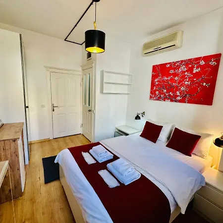Aram Galata Suites Apartment
