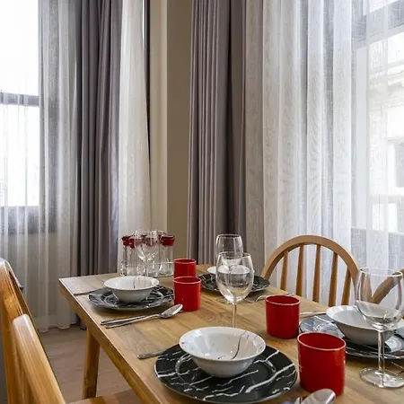 Historic 2 Bedroom Galata Apt-heart Of Kuledibi 1 * Istanbul