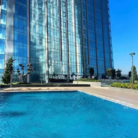 Apartment Skyland - 54th Floor Big Luxury Loft Istanbul
