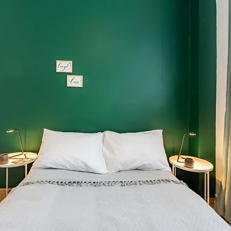 Stylish Flat 5 Min To Taksim Square In Beyoglu