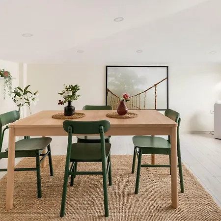 Exquisite Flat With Terrace In Nisantasi Apartment *