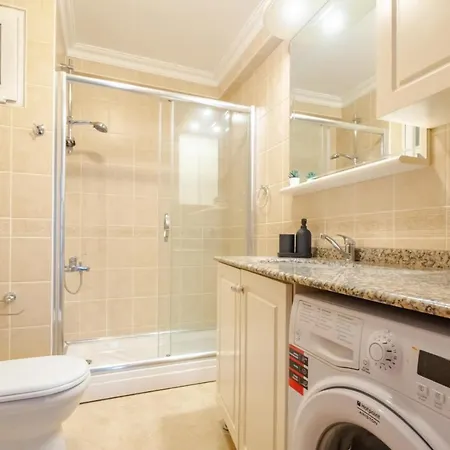 Splendid Flat With Location In Sisli Istanbul