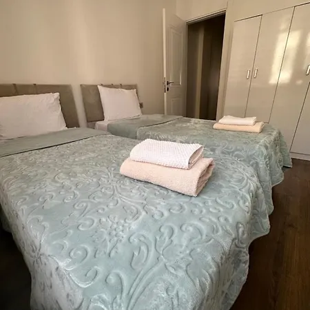 Center Of In Besiktas 2 1 With 2 Bathroom And 3 Air Conditioner *
