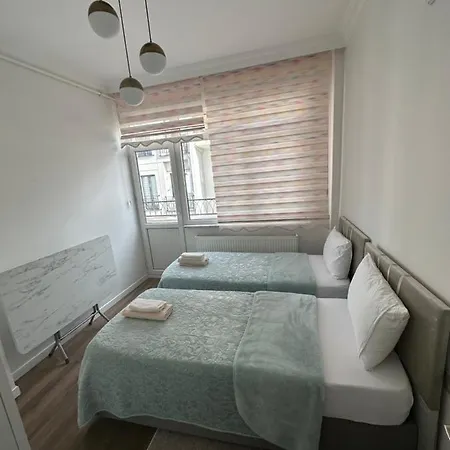 Center Of In Besiktas 2 1 With 2 Bathroom And 3 Air Conditioner Apartment *
