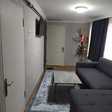 Fatih Kadinlar Pazari Apartment