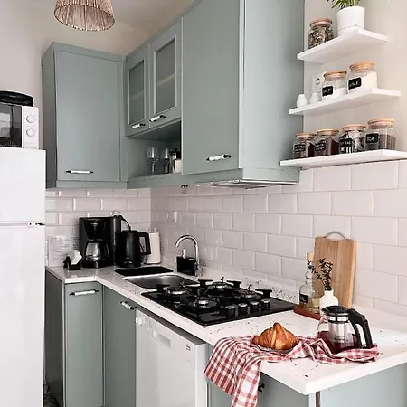 Apartment Charm And Cosy 2br Istanbul