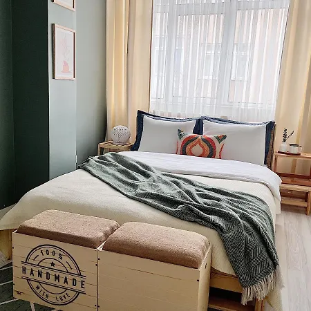 Charm And Cosy 2br Apartment *