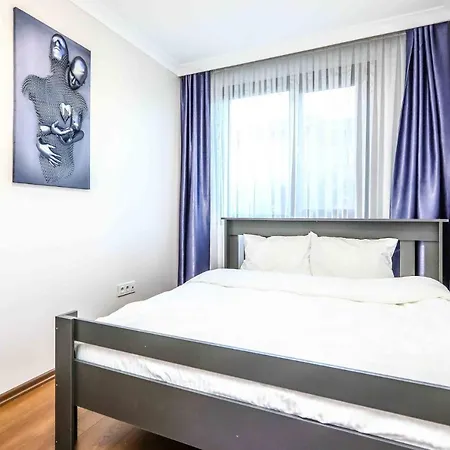 Apartment Flat With Balcony Close To Viaport Marina Tuzla Istanbul