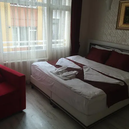 Taksim Brand Aparthotel 5*