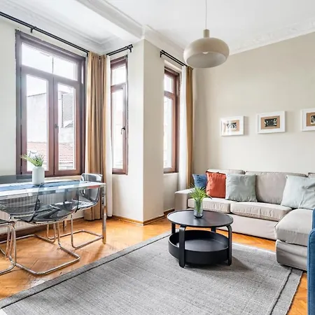 Chic Taksim Flat 1 Min To Istiklal Ave * Istanbul