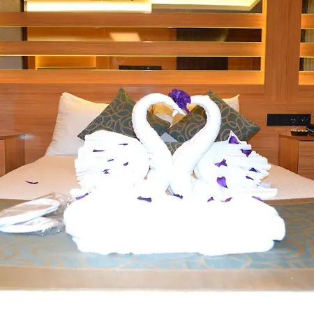 Hotel Gumus Palace 3*