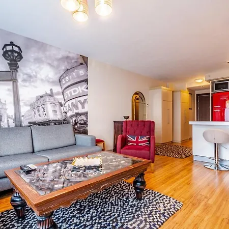 Luxury Flat In Atasehir *