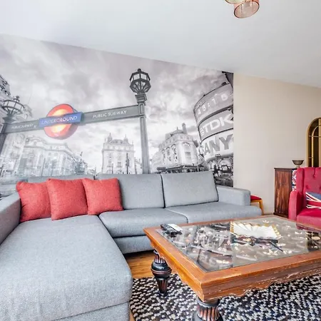 Apartment Luxury Flat In Atasehir *