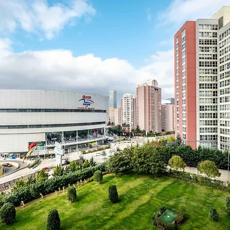 Luxury Flat In Atasehir Apartment *
