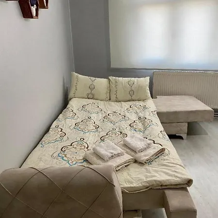 Flat Close To Popular Malls In Kagithane Apartment Istanbul