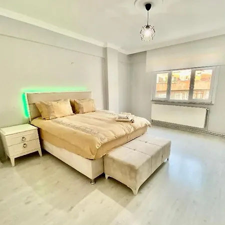Flat Close To Popular Malls In Kagithane Apartment *