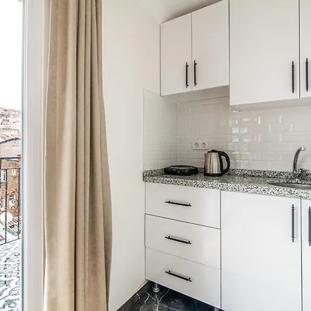 Studio Flat With Terrace In Balat Fatih