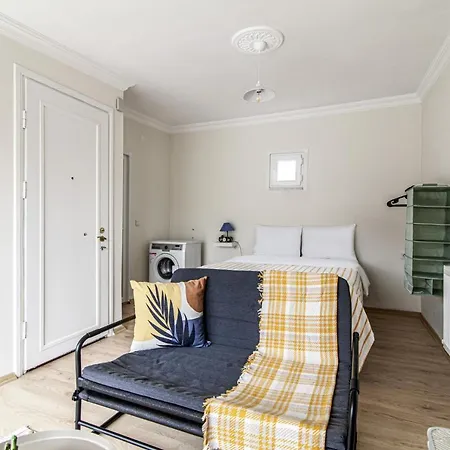 Studio Flat With Terrace In Balat Fatih