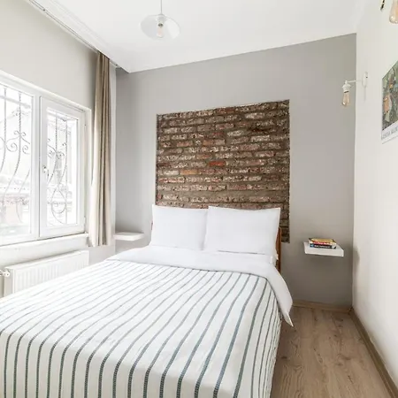 In Balat Fatih With Central Location *