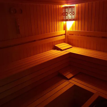 Aprilis Gold - Special Category Hotel