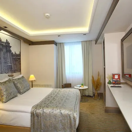 Hotel Pierre Loti Old City- Special Category 4*