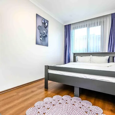 Flat With Balcony Close To Viaport Marina Tuzla * Istanbul