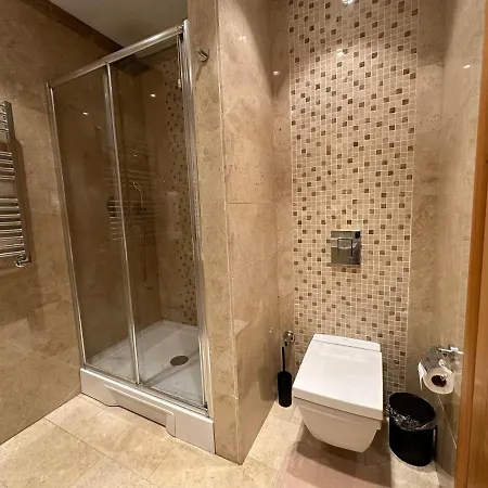 Bright 3 Bedroom & 2 Bath In Mashattan Residence, Maslak Sariyer * İstanbul