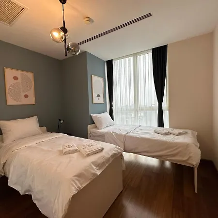 Daire Bright 3 Bedroom & 2 Bath In Mashattan Residence, Maslak Sariyer